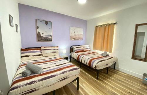 Heart of Miami sleeps 10 near Little Havana Beaches - Foto 13