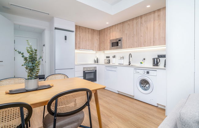 Limehome Barcelona Plaça Pirineus - Foto 16