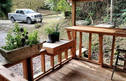 Gorgeous Vacation Cabin for Groups with Stylish Interior near Huntington, West Virginia - Foto 3