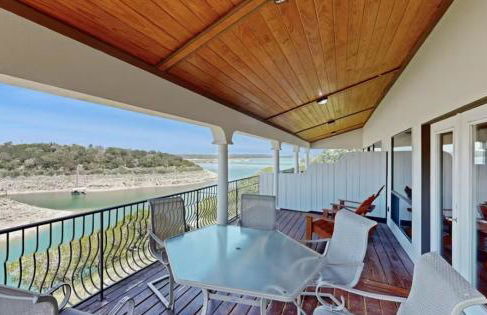 Chardonnay Haus - Unit C - Foto 49