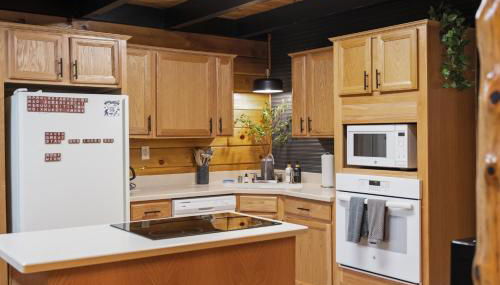 Hillside Haven - Hot Tub, Fire Pit, WiFi, Updated - Foto 4