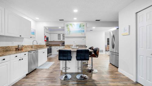 Family home w private pool & fire pit - Foto 4