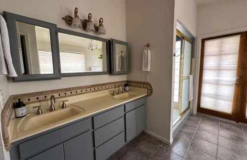 Paradise in Scottsdale with Pool Oasis & Game Room - Foto 25