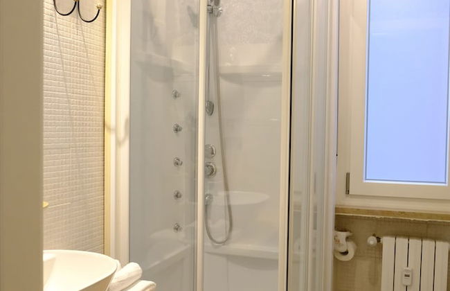 Dora Apartment by Wonderful Italy - Photo 12