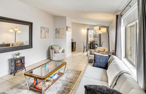 Work, Play and Relax Home with Yard in Lancaster! - Foto 4