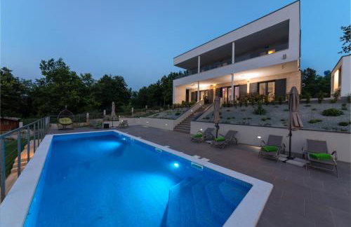 Villa Althea for 8 persons near Labin with 35 m2 heated pool, kids playground & large garden - Foto 8
