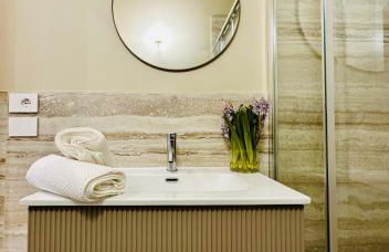 MilanLife Apartments - DTown Charme - Photo 17