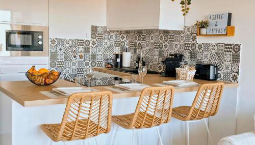 Sable & Pampas - Photo 2, stove