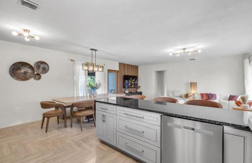 Pickleball fun Family home near Hard Rock Stadium - Foto 11