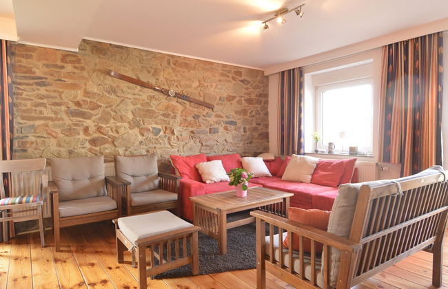 Holiday Home in Heppenbach With Garden - Foto 18