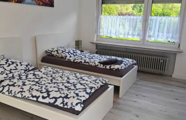 Haus 2 Etagen Garten 1 Badezimmer,1 Gäste Wc 200 Qm 5 Betten Gehoben mit Garten - Foto 25