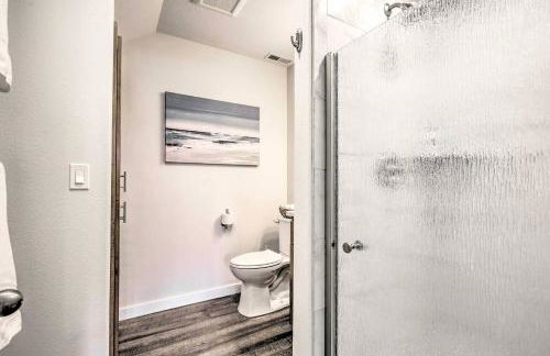 The Moby House Coastal Retreat with Ocean Views & Hot Tub - Foto 21