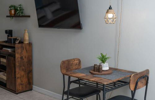 Chic Studio Near Downtown & Theme Parks - Foto 1