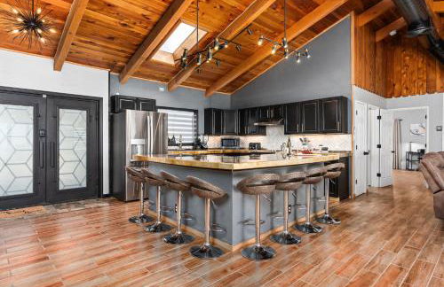 4000 SF, 20 Acre Gated Luxe Estate, Game Room, Pano View, Pool, Spa - Foto 80