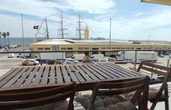 Apartamento na marina com vista 180º junto à praia - Foto 3