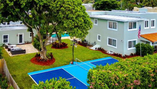 Palm Beach Oasis with BBQ, Htd Pool and Pickleball Ct - Foto 2, Garden