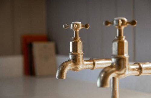 Farriers Cottage-Tranquil Haven, Central Location! - Photo 20