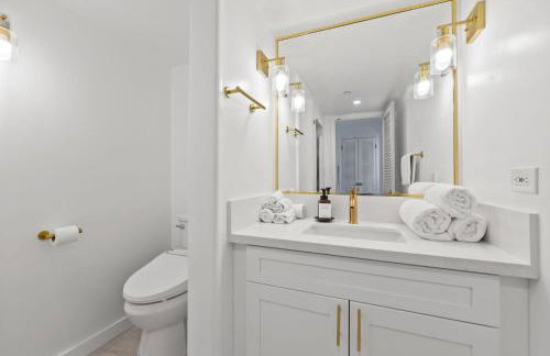 Honu Hale Penthouse 2 BDR Ocean View Waikiki - Photo 39