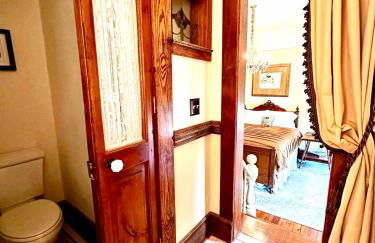 The Kate Shepard House - Photo 18