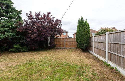 Spacious 3-Bed by Beatles Attractions & Transport - Foto 17