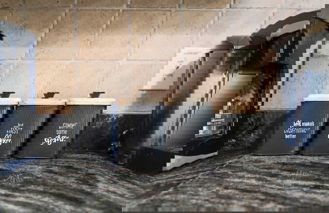 Woodland Oasis by Avantstay Hot Tub, Firepit, Walk to Lake - Photo 16