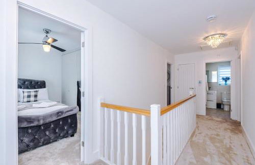 Hasting's House by YourStays - 3 Bedroom House in Stoke-on-Trent - Foto 47