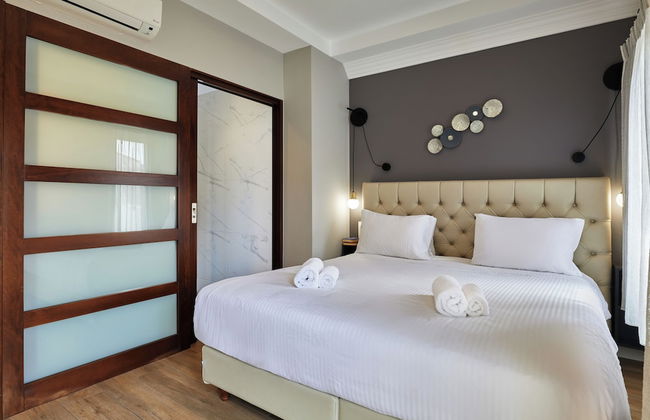 Nival Luxury Suites - Photo 3
