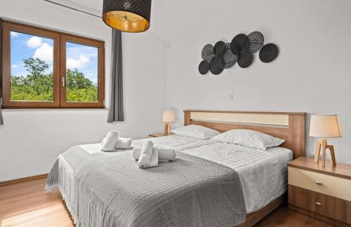 Holiday Home Mla i - Three Bedroom Holiday Home with Pool - Photo 16