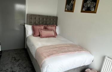 Two bed apartment with balcony Slough,Windsor,Legoland - Foto 47