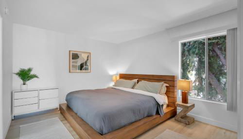 High Ceilings 3BR with Loft-2 Baths Pool & Jacuzzi - Foto 3