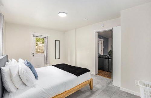 Golden Haven - New Corporate Apt Downtown - Foto 14