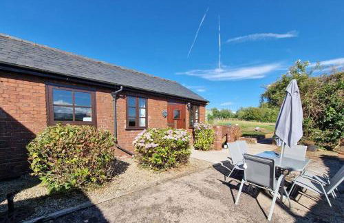 Swallows Nest Guest House - With Hot Tub - Foto 12