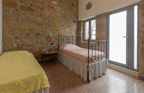 Iliopetra House - Photo 4