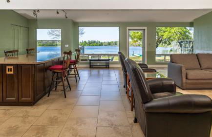 Lakefront Retreat - Boat - Fish - Close to all Orlando Parks - Disney - Universal - SeaWorld - Foto 33