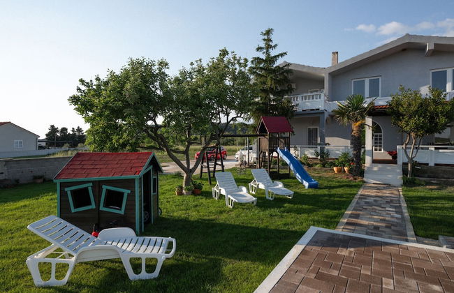 House Rose With Garden and Pool - Foto 24