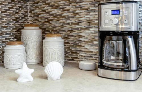 Balcony View, Updated Interior, Close to the Beach! - Foto 9