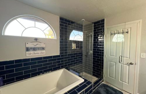 Las Vegas-Henderson, Nevada-Luxury Dream Home, Private Pool & Spa, sleeps 16 - Foto 36