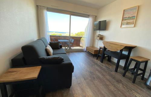 Studio 2 personnes superbe vue mer à 50m de la plage du Fort Bloqué - JULIAN - Foto 3