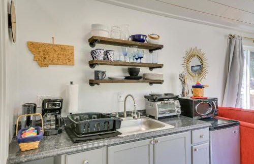 Eureka Vacation Rental Steps to Creek and Fishing! - Foto 11