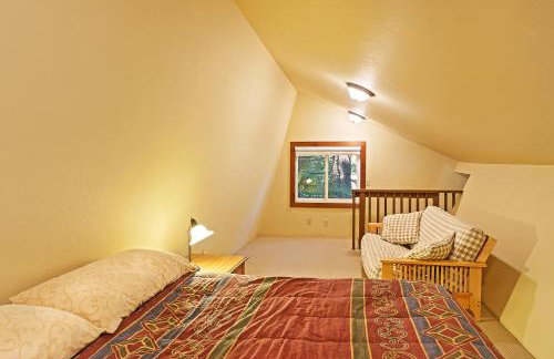 Secluded Greenwater Cabin w Loft Near Rainier - Foto 7