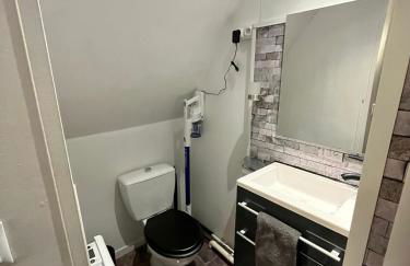 Au ColbVert - La Catho' - Vauban - Métro - Netflix - Wifi - Foto 6