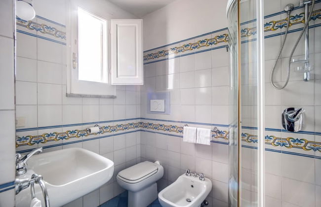 The Lookout Exclusive Garden Villa With Capri Views - Foto 9