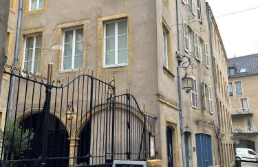 Fleure de Ly / Superb studio flat in Old Town - Foto 14