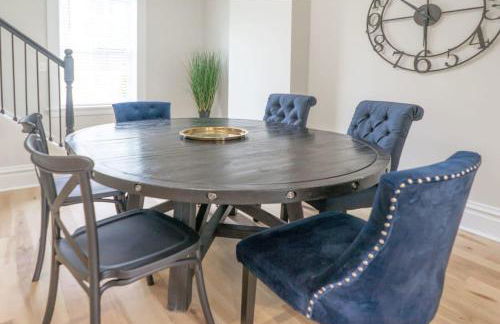 Soulard Retreat 7BR 9BA Courtyard ABODEbucks - Foto 32