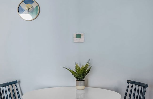 881 Furnished Apartments - Foto 40