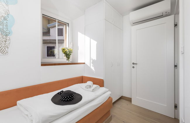 Beautiful Apartment House On The Seaside - Photo 12