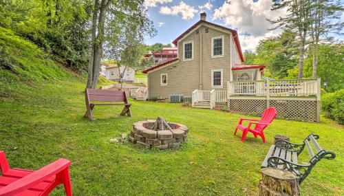 Fish, Float and Relax Fireside Home Near New River! - Foto 3