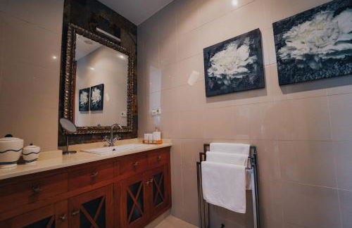 Villa con piscina a pie de playa - Foto 41