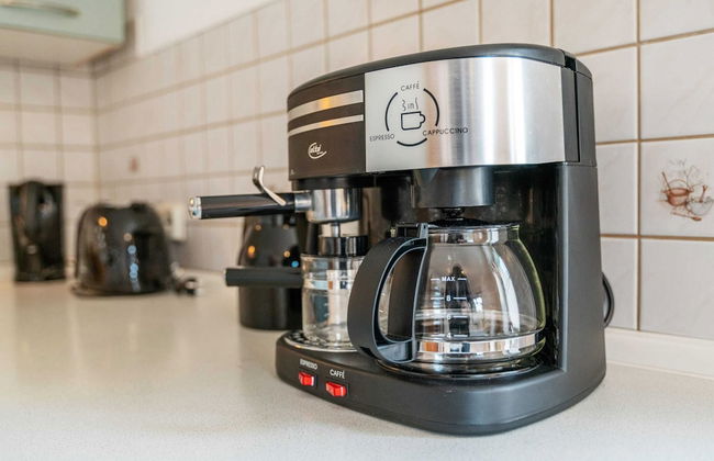 Serene Holiday Home in Naumburg near River - Foto 8