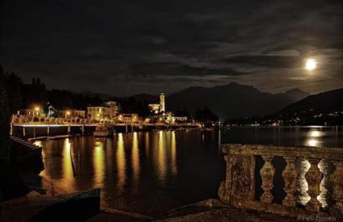 Casa Intignano - Camera con bagno e portico vista lago - Foto 54